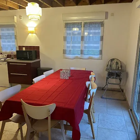 La Maison Verte Клеси